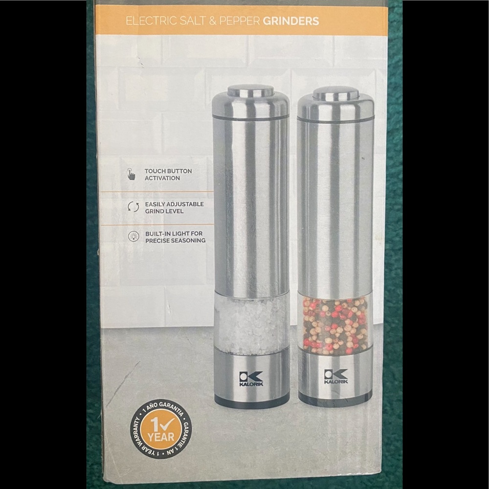 Kaloric salt and pepper grinders